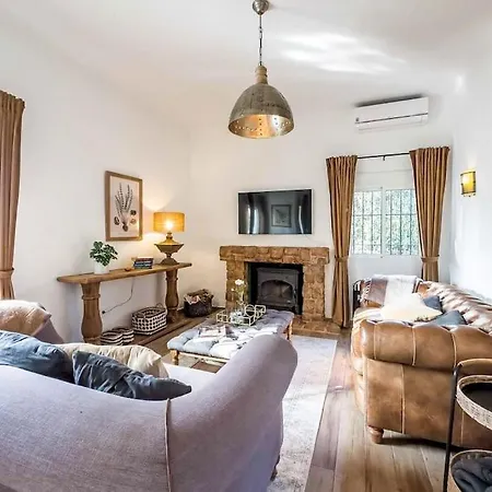 90-cosy House With Roof Terrace In Calahonda, Mijas! Дом отдыха Ситио-де-Калаонда